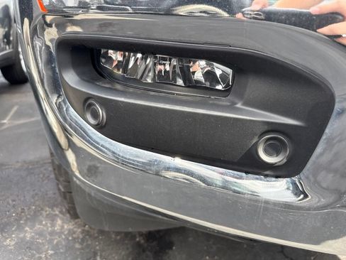 Used 2025 RAM 2500 Big Horn AWD/4WD image 12