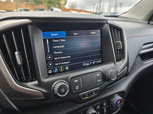 Used 2024 GMC Terrain AT4 w/ Tech Package image 29