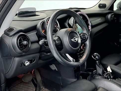 Used 2016 MINI Cooper 2-Door Hardtop image 16