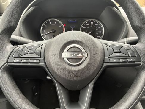 Used 2025 Nissan Sentra S FWD image 21