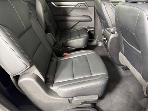 Used 2024 GMC Acadia Elevation AWD/4WD image 14