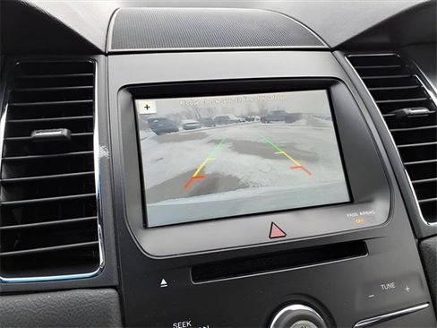 Used 2017 Ford Taurus SEL w/ Equipment Group 201A image 21