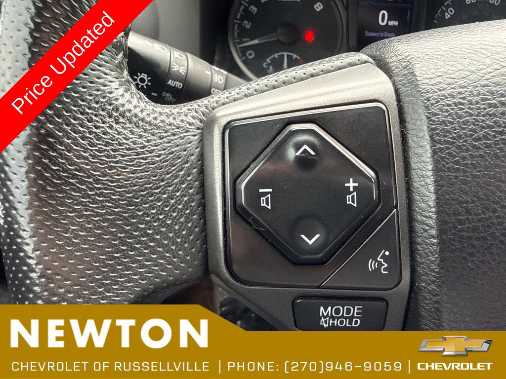 Used 2021 Toyota Tacoma TRD Sport AWD/4WD image 22