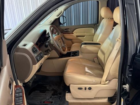 Used 2012 Chevrolet Silverado 1500 LTZ w/ LTZ Plus Package AWD/4WD image 10