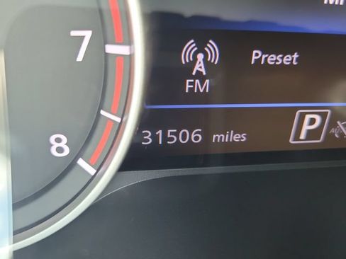 Used 2024 Nissan Sentra SV FWD image 30