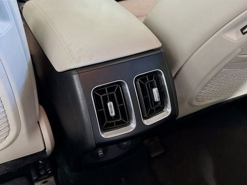 Certified 2024 Kia Sorento EX AWD/4WD image 25