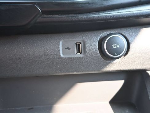 Used 2022 Ford Transit 250 148 High Roof Extended RWD image 19