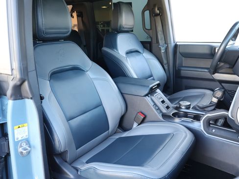 Used 2022 Ford Bronco Outer Banks image 19