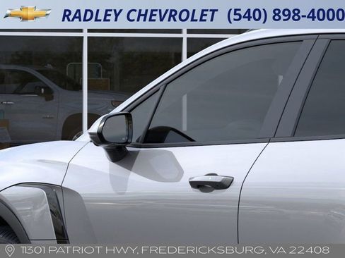 New 2026 Chevrolet Blazer EV LT image 12