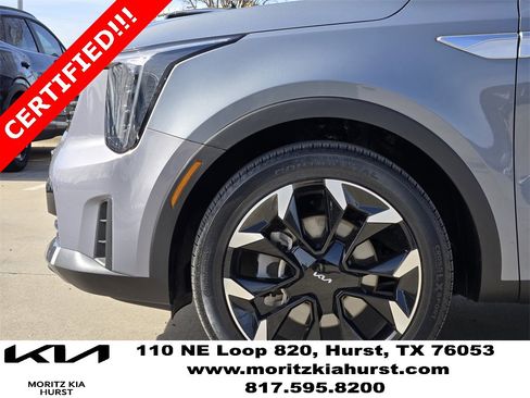 Certified 2024 Kia Sorento EX w/ Panoramic Sunroof Package image 14