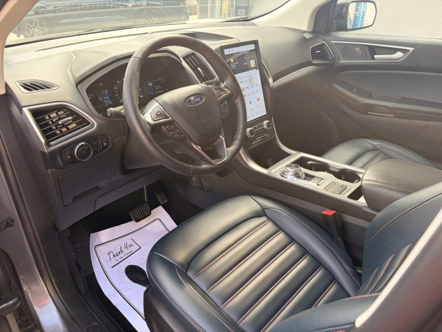 Certified 2024 Ford Edge SEL w/ Sport Appearance Package AWD/4WD image 16