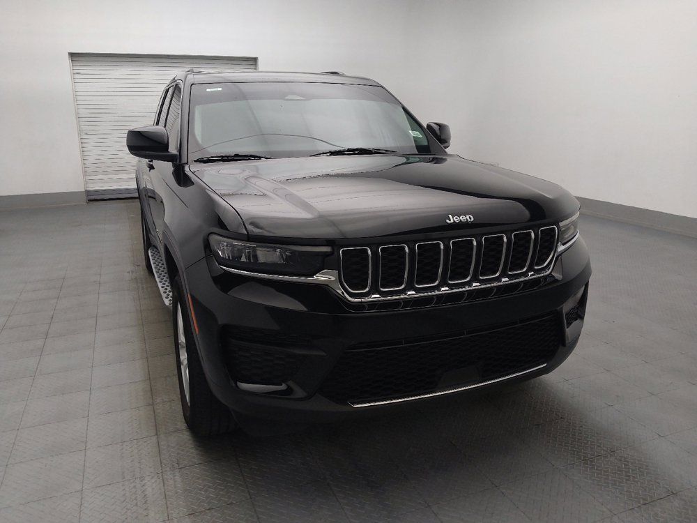Used 2023 Jeep Grand Cherokee Laredo w/ Trailer Tow Prep Group (B) AWD/4WD image 14