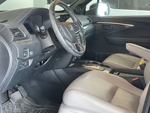 Used 2023 Honda Passport EX-L image 15