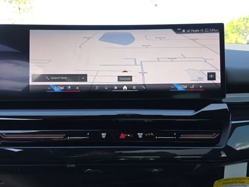 New 2025 BMW 530i w/ Premium Package image 23