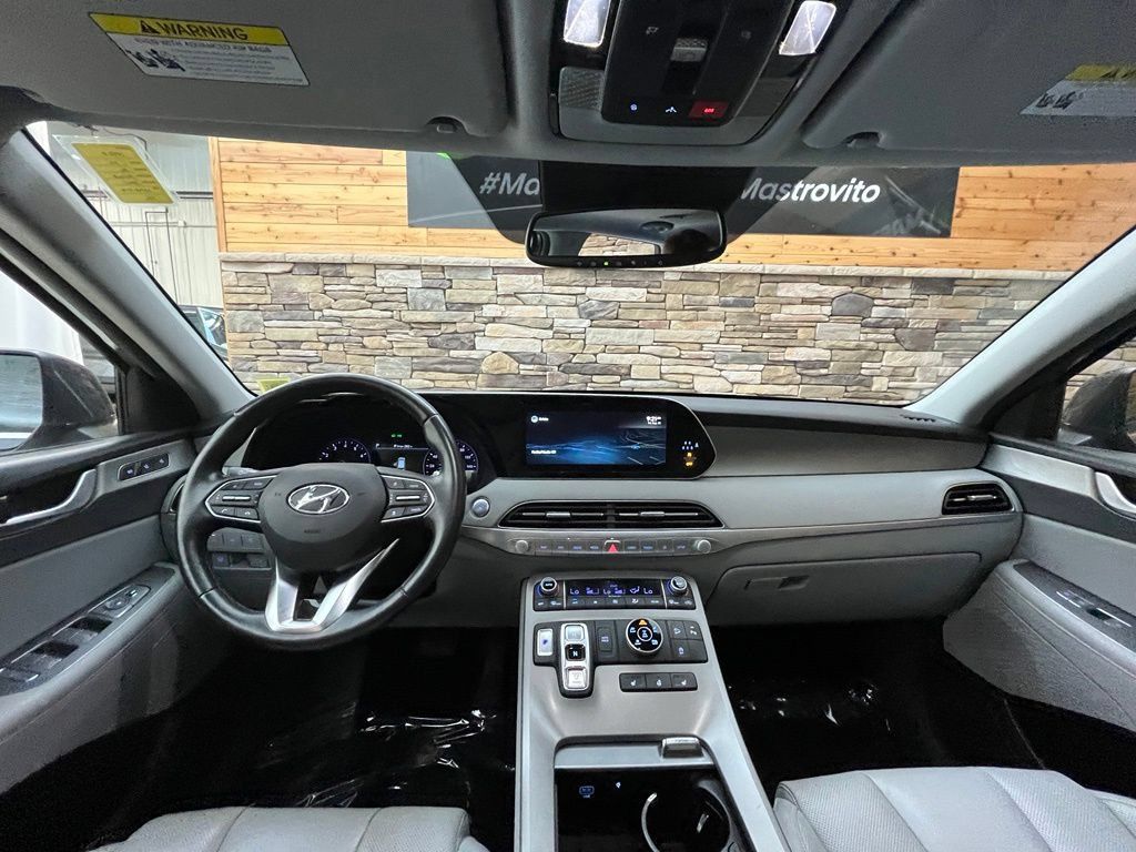 Used 2022 Hyundai Palisade SEL w/ Premium Package AWD/4WD image 31