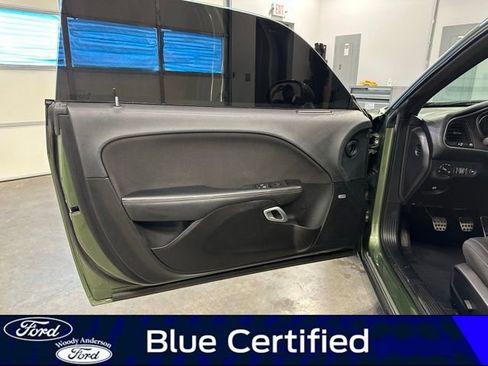 Used 2022 Dodge Challenger R/T Scat Pack image 24