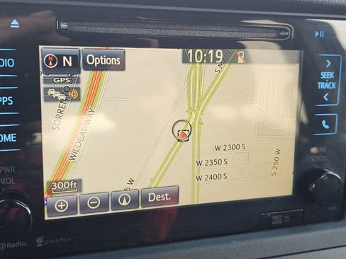 Used 2015 Toyota Sienna SE Premium image 9