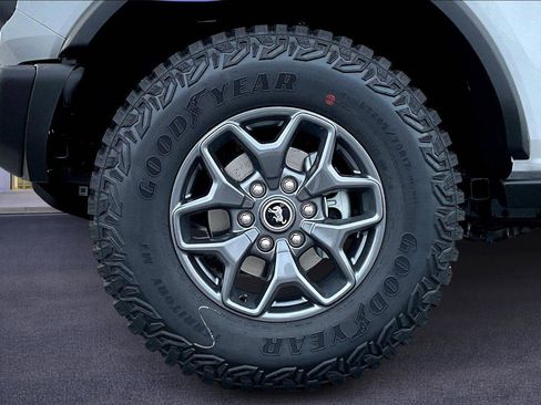 New 2025 Ford Bronco Badlands AWD/4WD image 12