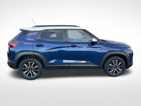 Certified 2023 Chevrolet TrailBlazer ACTIV w/ Sun and Liftgate Package image 7