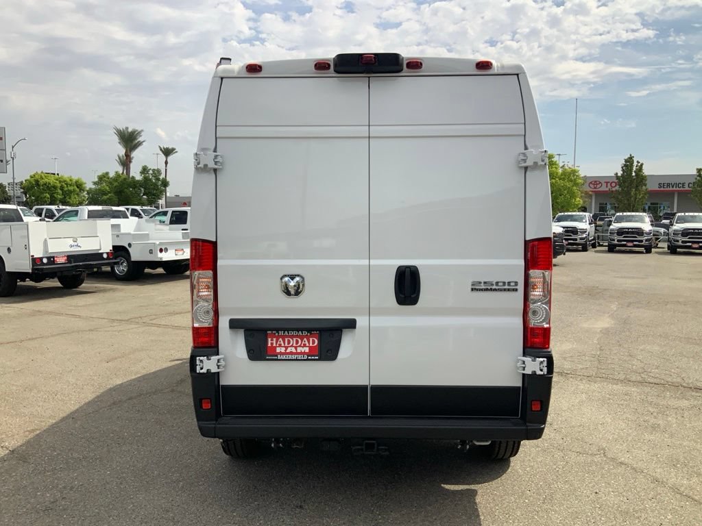 New 2026 RAM ProMaster 2500 w/ Convenience Group FWD image 6