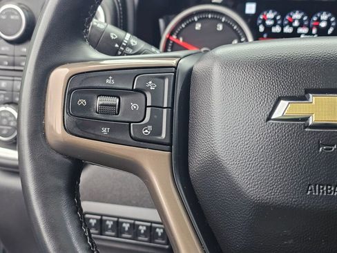 Used 2023 Chevrolet Silverado 3500 High Country image 30