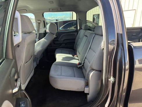 Used 2015 GMC Sierra 1500 2WD Crew Cab image 11