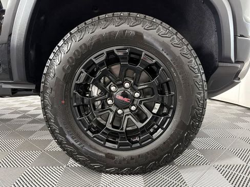 New 2026 GMC Canyon Elevation w/ Convenience Package image 19