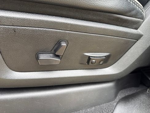 Used 2024 RAM 2500 Laramie w/ Night Edition AWD/4WD image 28