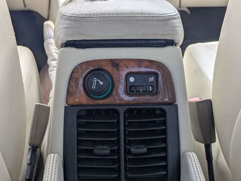 Used 2003 Jaguar XJ8 L RWD image 13