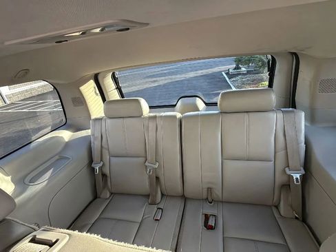 Used 2012 Chevrolet Tahoe LT image 37