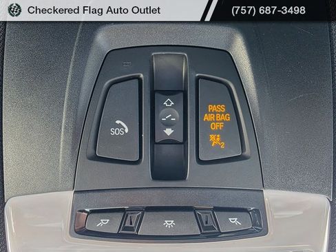 Used 2018 BMW 330i xDrive 330i xDrive image 10