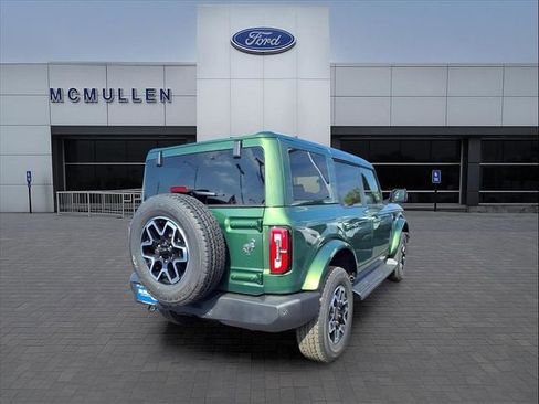 New 2025 Ford Bronco Outer Banks AWD/4WD image 3