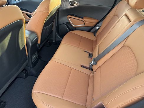 Used 2024 Kia Soul EX w/ Option Group 015 FWD image 28