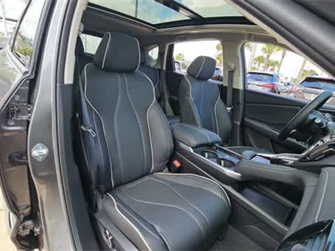 Used 2025 Acura RDX SH-AWD w/ Advance Package image 15