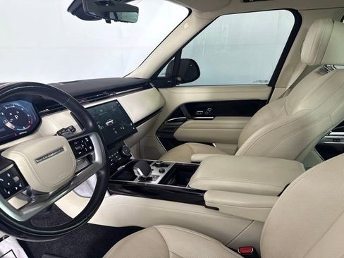 Used 2023 Land Rover Range Rover SE image 36