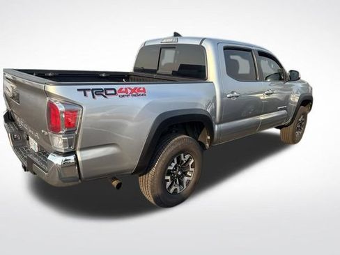 Used 2023 Toyota Tacoma TRD Off-Road AWD/4WD image 12