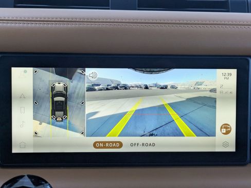 Certified 2024 Land Rover Defender 110 X-Dynamic SE image 20