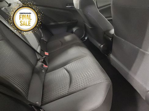 Used 2018 Toyota Prius Two image 18