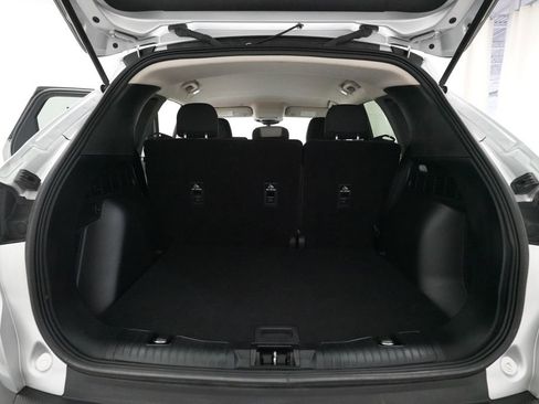 Used 2020 Ford Escape SE image 10