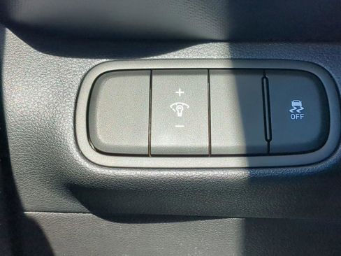 New 2025 Hyundai Venue Limited image 20