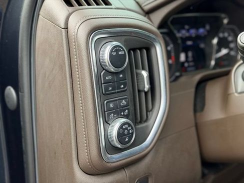 Used 2022 GMC Sierra 2500 Denali AWD/4WD image 8