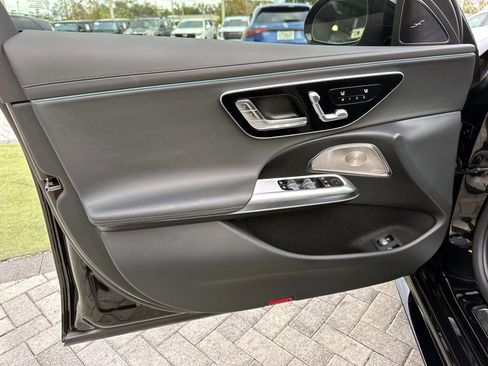 Certified 2025 Mercedes-Benz E 53 AMG e 4MATIC Sedan image 16
