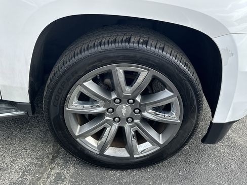 Used 2015 Chevrolet Tahoe LTZ RWD image 14