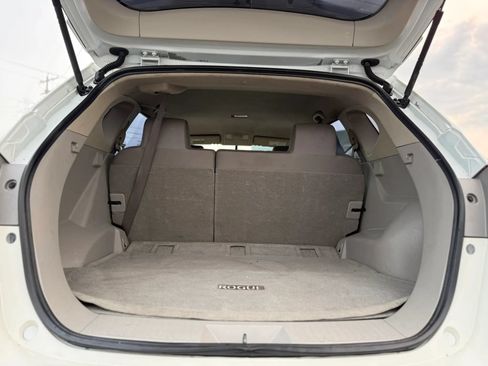 Used 2011 Nissan Rogue S FWD image 7