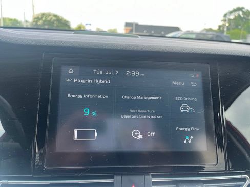 Used 2020 Kia Niro EX FWD image 17