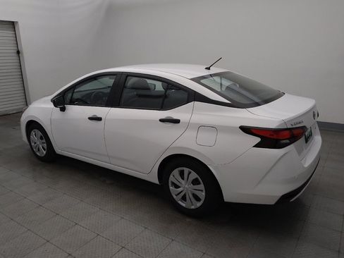 Used 2023 Nissan Versa S FWD image 3