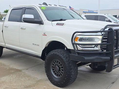 Used 2021 RAM 2500 Laramie AWD/4WD image 8