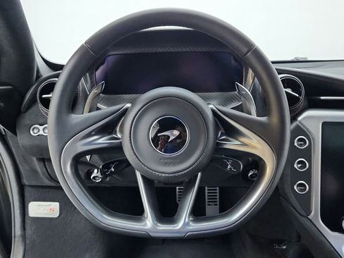 Used 2024 McLaren 750S Spider image 27