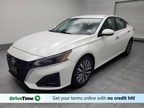 Used 2023 Nissan Altima 2.5 SV image 1
