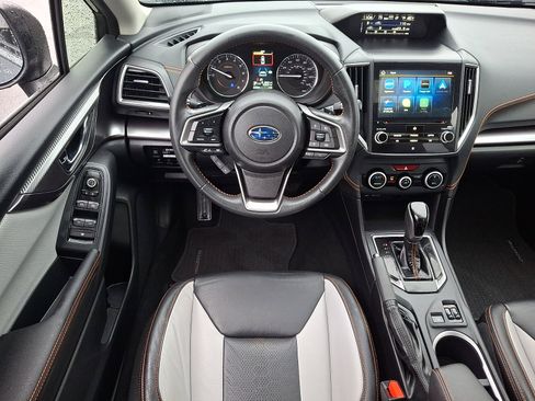 Used 2023 Subaru Crosstrek 2.5i Limited w/ Moonroof Package image 11